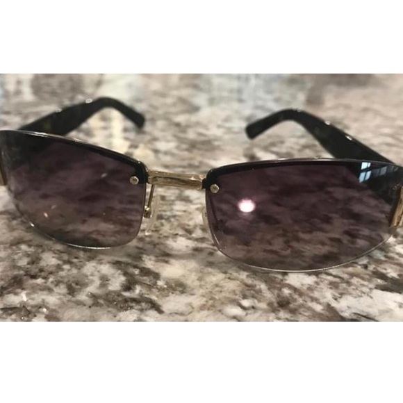 Gucci sunglasses - Picture 1 of 5